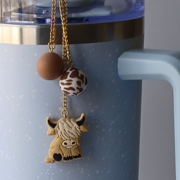 Highland cow tumbler charm